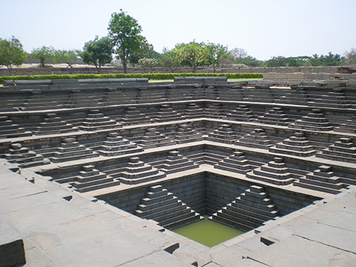 09_07_18_stepwells02